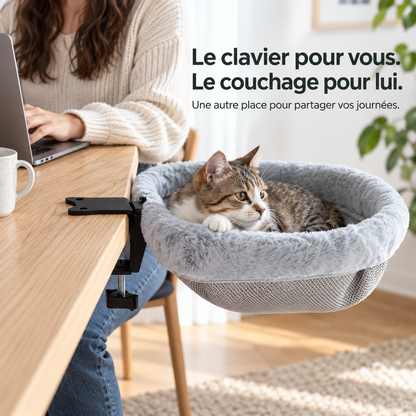 Complice : Lit de bureau pliable pour chat. Exemple d’installation